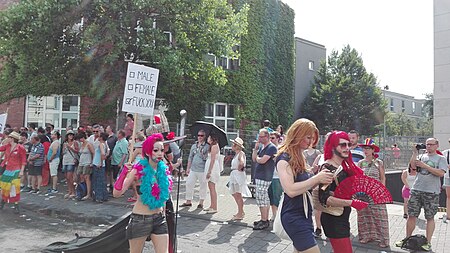 ไฟล์:Sven_Volkens_ColognePride_2015_01.jpg