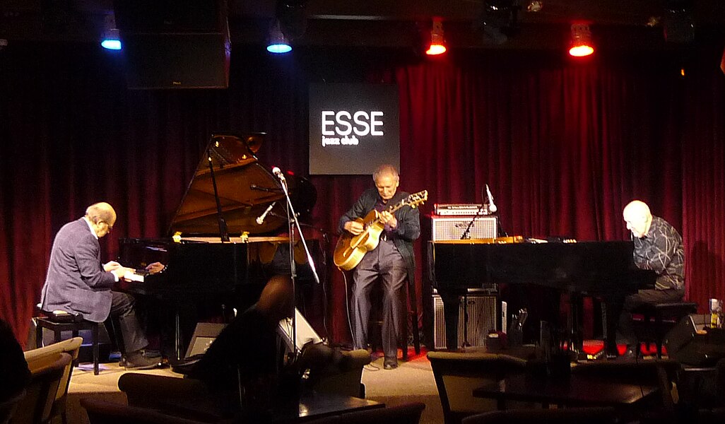 Tõnu Naissoo and Igor Bril in Esse jazz café (2019-03-14) 30.jpg