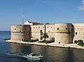 Deutsch: Italien, Taranto, Kastell English: Italy, Taranto, castel used on 1 pages in 1 wikis