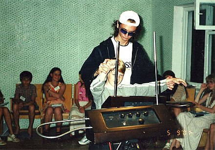 Theremin performer Anton Kershenko and his young pupil at Eupatoria Deep Space Communication Center