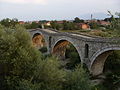 Die Schneider-Brücke in Gjakova überspannt seit dem 15. Jahrhundert den Erenik
