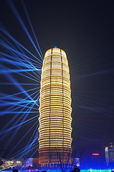 File:The "Big Corn" at 2018 New Year Light Show 01.jpg