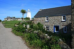 O último chalé na Cidade Média - geograph.org.uk - 827164.jpg