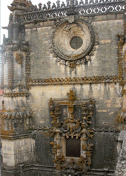 File:Tomar-Convento de Cristo-178-Fenster des Kapitelsaals-2011-gje.jpg