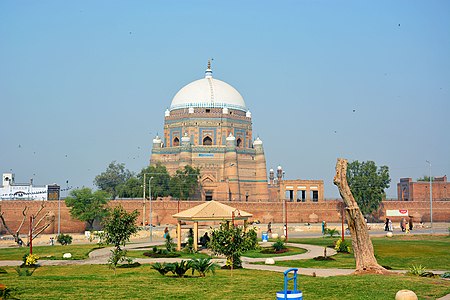 "Tomb_of_Shah_Rukn-e-Alam_View_Multan" by User:Junaidahmadj