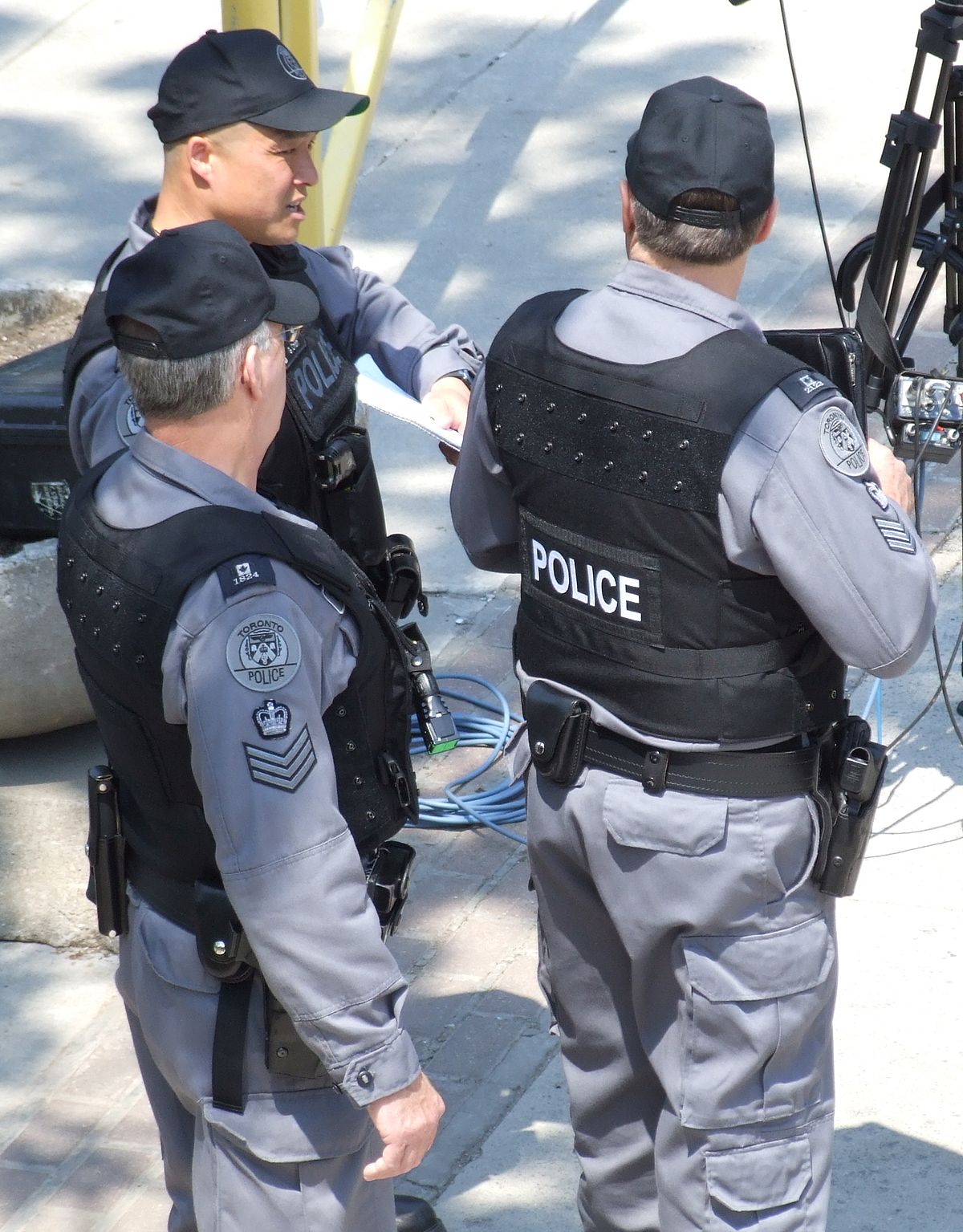 Emergency Task Force Toronto Police Service Wikipedia - roblox criminal vs swat wiki