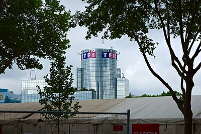 TF1