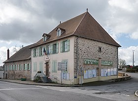 Town hall of Magnac-Bourg (1).jpg