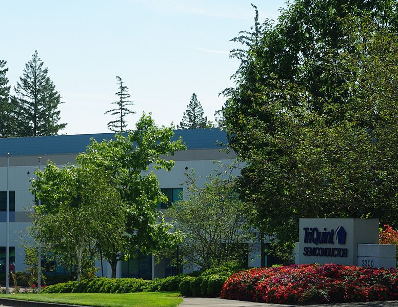 File:TriQuint headquarters entrance - Hillsboro, Oregon.JPG