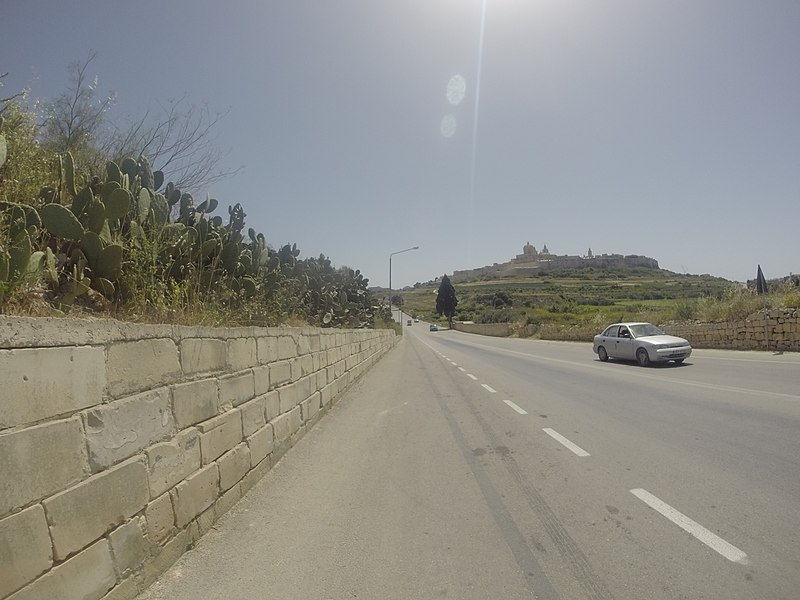 File:Triq Buqana, L-Imtarfa, Malta - panoramio (95).jpg