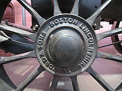 Tuxford Locomobile - wheel detail 01.jpg