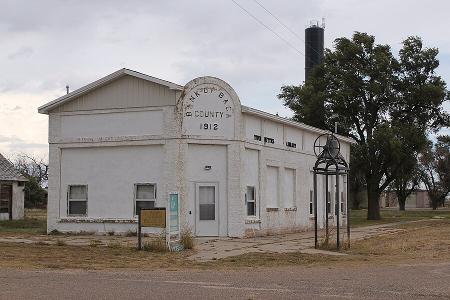 Two Buttes page banner