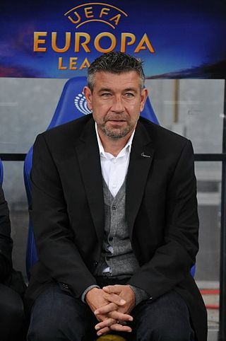 <span class="mw-page-title-main">Urs Fischer (footballer)</span> Swiss footballer and manager (born 1966)