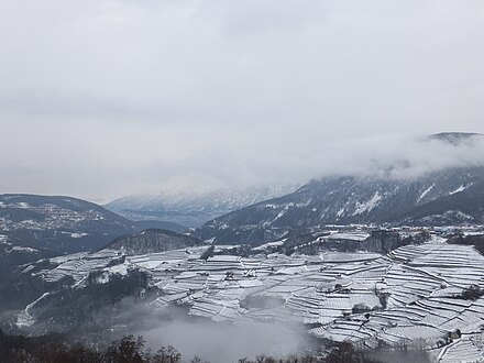 La Val di Cembra d'inverno, vista da Sevignano