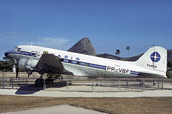 Памятник Douglas DC-3 компании VARIG (ливрея 1961 года). Рио-де-Жанейро.(уничтожен 31 января 2020 года[28])