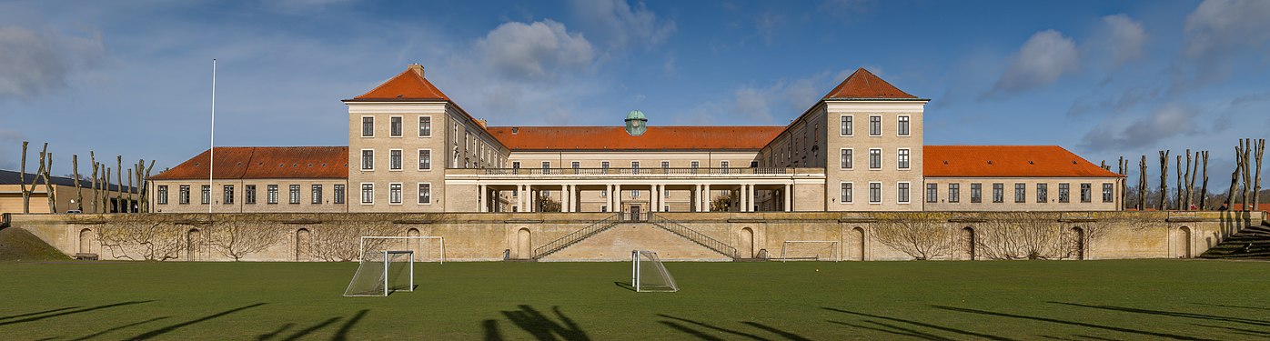 Viborg Katedralskole in Viborg, Denmark is a public gymnasium. Architect: Hack Kampmann in neoclassiscal style. Completed: 1926. The school itself dates back to around year 1100.