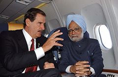 Image 90President Vicente Fox with Prime Minister of India Manmohan Singh. (from History of Mexico)