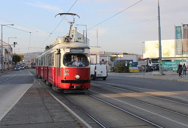 File:Wien-wiener-linien-sl-26-1174922.jpg