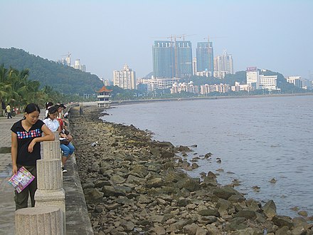Lover's Road in Gongbei, Jida in background
