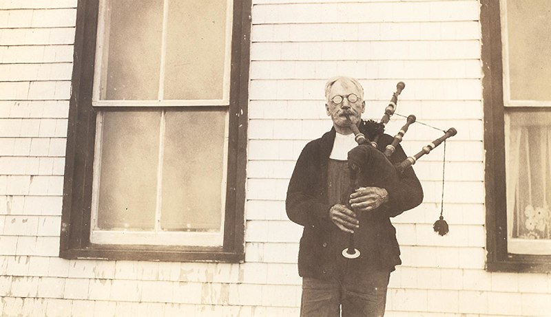 File:"Angus MacQuarrie - Angus the piper with his 89 year old pipes, Arisaig" (17301127442).jpg