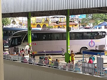 Ônibus da Rota Transportes no Terminal Rodoviário de Itabuna