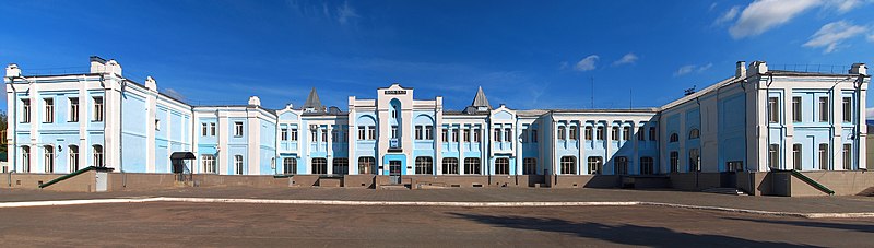 File:Ртищево Здание железнодорожного вокзала 25 сентября 2017 01.jpg
