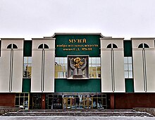 Фасад МРМИИ им. С.Д. Эрьзи. 2021 год..jpg
