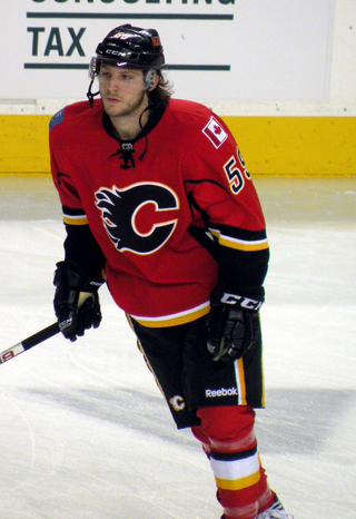 <span class="mw-page-title-main">Max Reinhart</span> Canadian ice hockey player (born 1992)