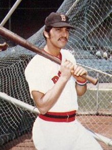 Cartões do anuário do Boston Red Sox de 1974, Mario Guerrero (cropped).jpg