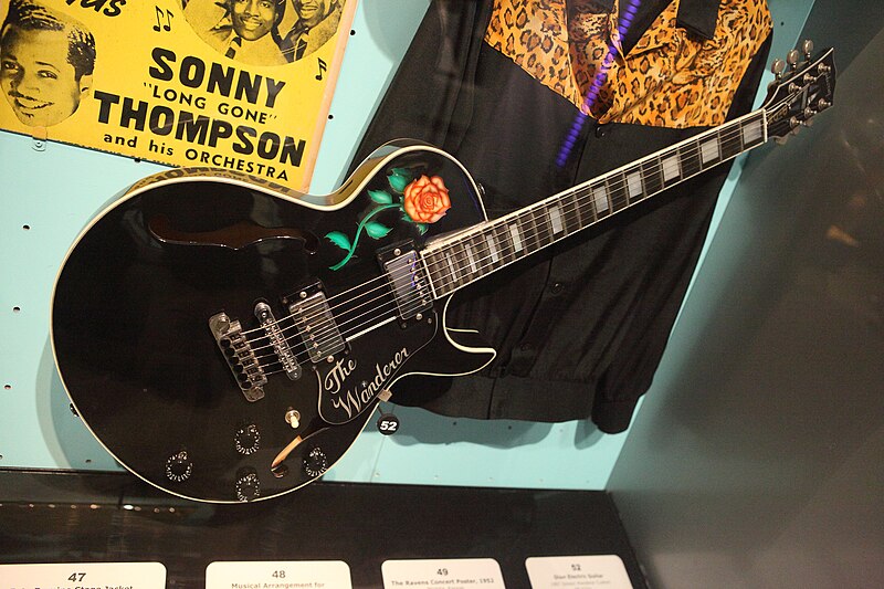 File:1987 Gibson Wanderer Custom - Dion DiMucci's Electric Guitar - Rock and Roll Hall of Fame (2014-12-30 12.21.15 by Sam Howzit).jpg