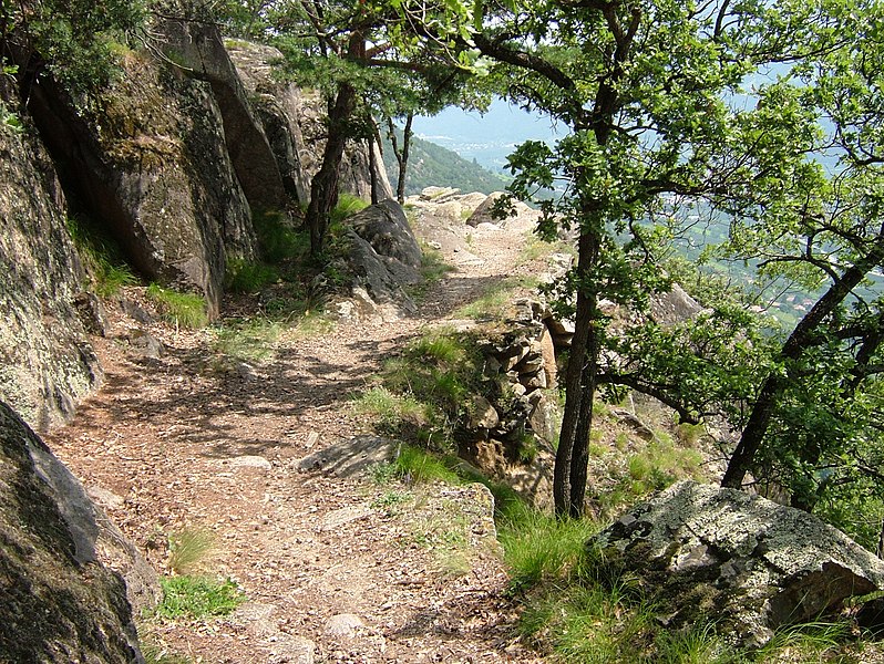 File:2008 0707 80650 Hiking in South Tyrol Naturns R0631.jpg