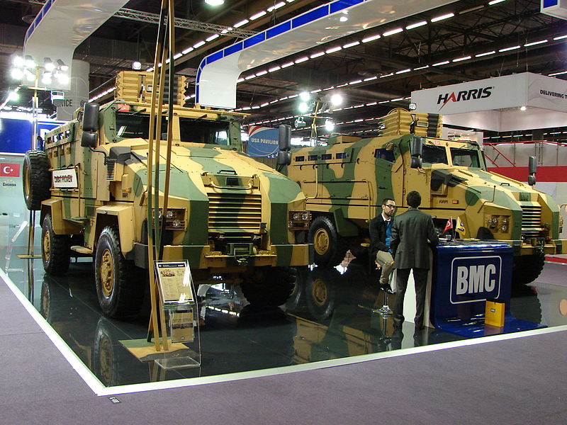 عربه BMC - Kirpi التركيه المقاومه للالغام  800px-2012_Eurosatory_BMC_trucks
