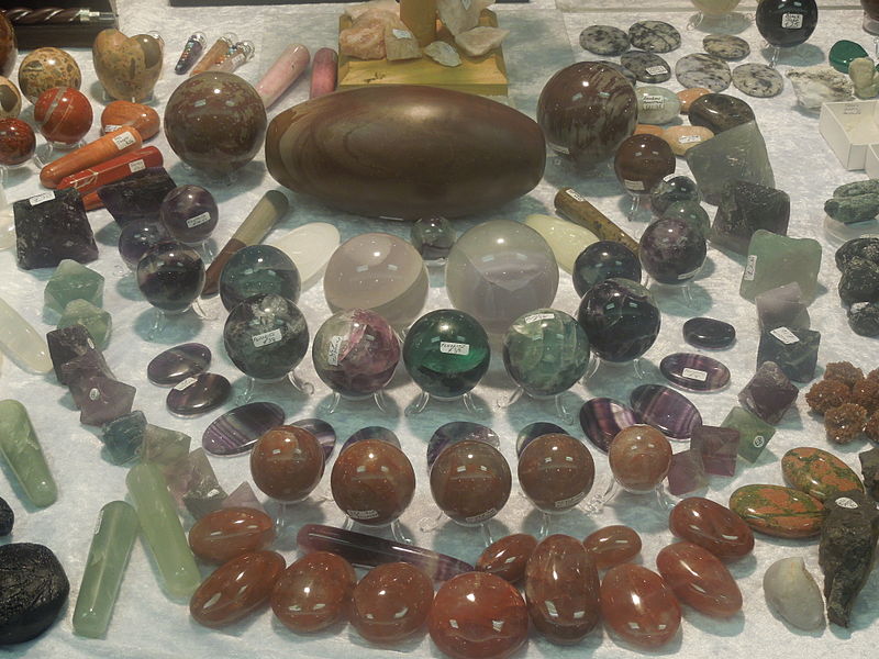 File:2012 Rock Gem n Bead Show 49.JPG