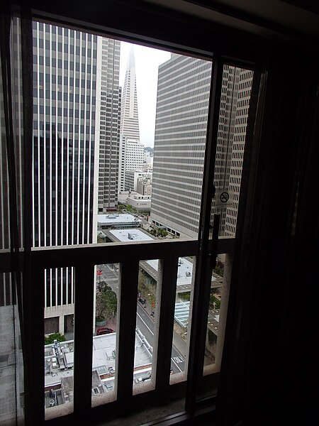 File:2015-10 Hyatt Regency San Francisco.jpg