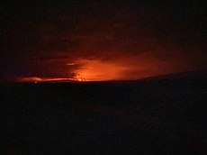 2022 Mauna Loa eruption as viewed from Waikoloa.jpg