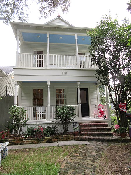 File:38 Moqueur LN $1,099,000.00 house Greenville, New Orleans 2016.jpg