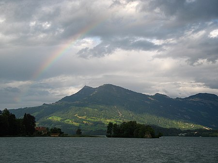 7020 - Meggen - Rainbow over Rigi.JPG