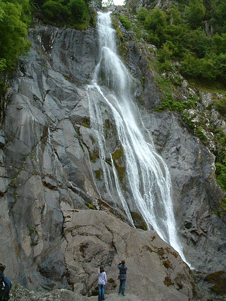 File:Aber Falls.jpg