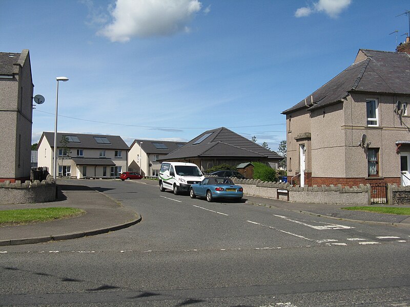 File:Academy Lane, Loanhead - geograph.org.uk - 4050257.jpg