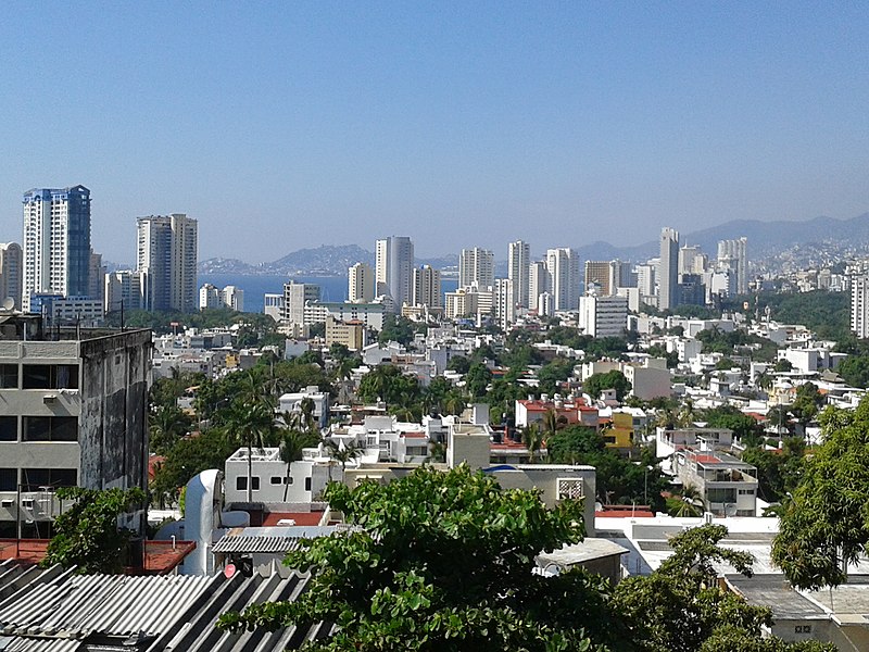 File:Acapulco zona hotelera 02.jpg