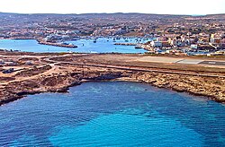 Aeroporto, Lampedusa (5253884587).jpg