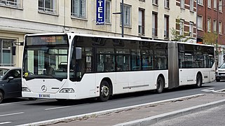 Bus en mission sur la ligne L à Amiens (913).