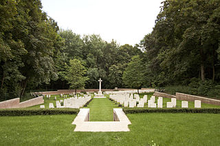 Aveluy Wood (Lancashire Dump) Commonwealth War Graves Commission Cemetery