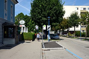 Bad Schallerbach-treinstasie Bahnhofallee stop.JPG