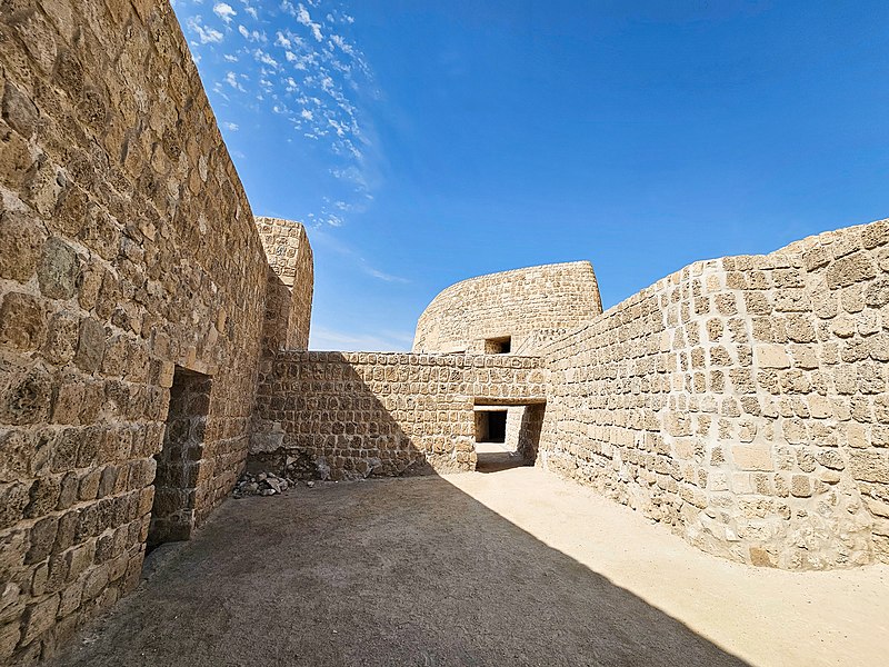 File:Bahrain Fort (50).jpg