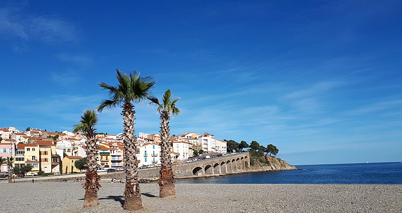 File:Banyuls plage hiver.jpg