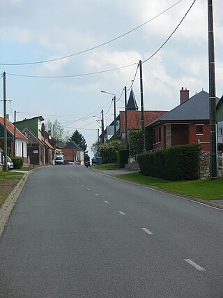 <span class="mw-page-title-main">Beaufort-Blavincourt</span> Commune in Hauts-de-France, France