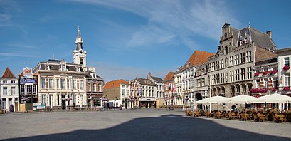 Hoe gaan naar Grote Markt Bergen op Zoom met het openbaar vervoer - Over de plek