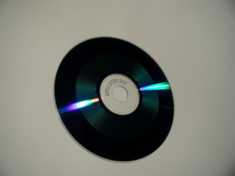 File:Blue ray dvd disk.jpg