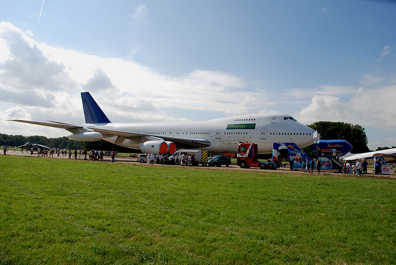 File:Boeing 747 (1240732667).jpg